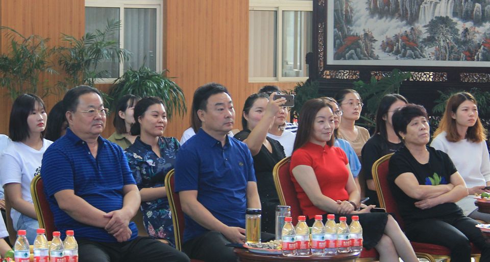 我和我的祖國，華美集團(tuán)致敬新中國70華誕